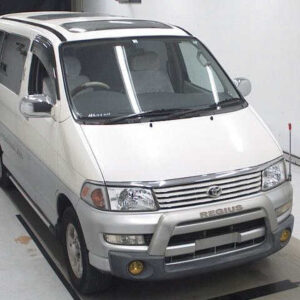 TOYOTA HIACE REGIUS
