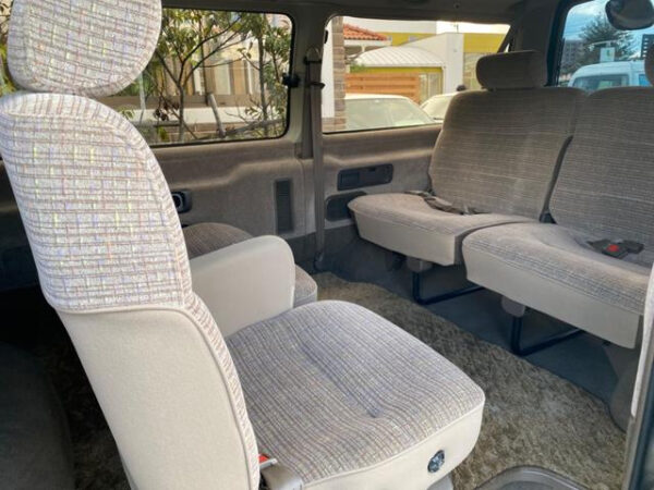 NISSAN CARVAN - Image 13