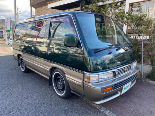 NISSAN CARVAN - Image 3