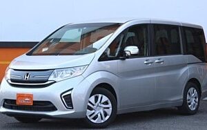 HONDA STEP WAGON 2015
