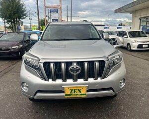 TOYOTA LAND CRUISER PRADO 2015