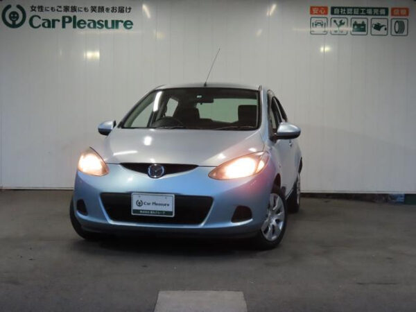 MAZDA DEMIO 2010 - Image 2