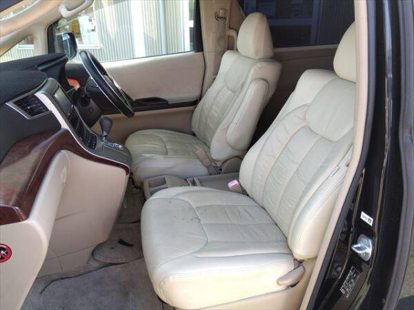 TOYOTA ALPHARD - Image 14