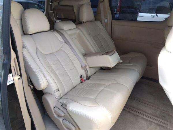TOYOTA ALPHARD - Image 17