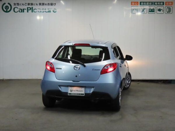 MAZDA DEMIO 2010 - Image 8